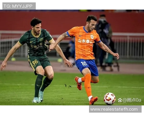 中超联赛精彩瞬间瓦科上演帽子戏法助力球队夺胜