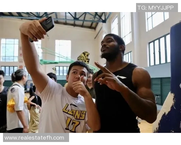 浙江东阳光主场比赛门票销售火爆，球迷狂热支持